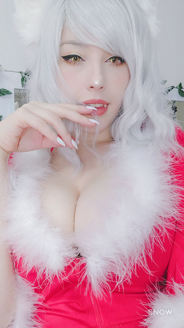 Pialoof-Christmas-Hanekawa selfie(21)